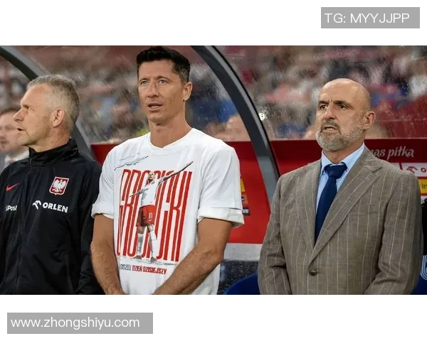 波兰足球历史上的传奇球员与他们的辉煌成就回顾