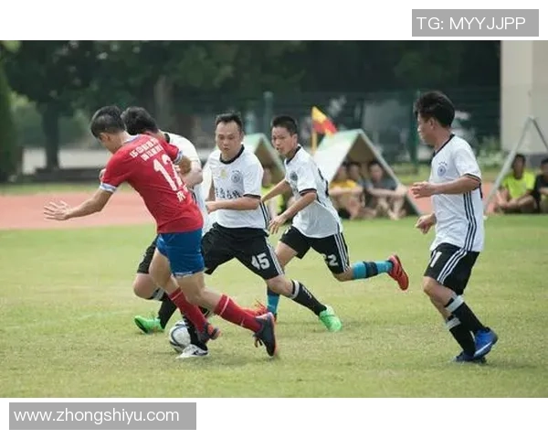 杭州足球队选拔赛表现分析与状态评估全面解读